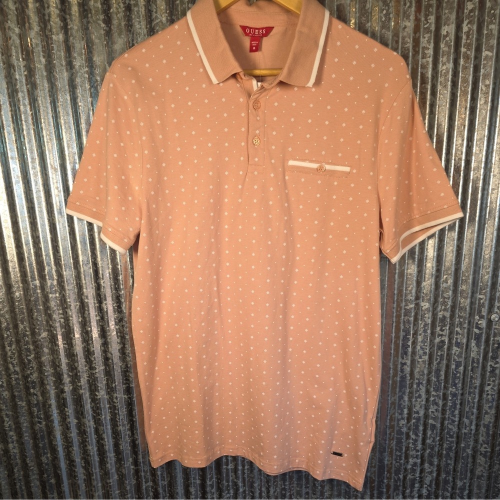 Guess Men's Size M Light Pink with patterns  Short‎ Sleeve Polo New With Tags